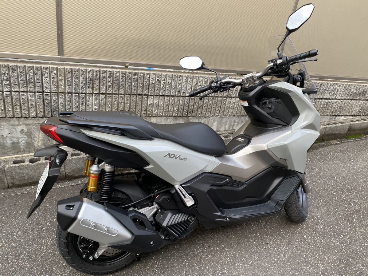 ♪美車♪ ADV160 パールスモーキーグレー 走行少ないです♪ ホンダ PCX125 PCX150 PCX160 NMAX125 NMAX155 シグナスグリファス Xフォースの画像2