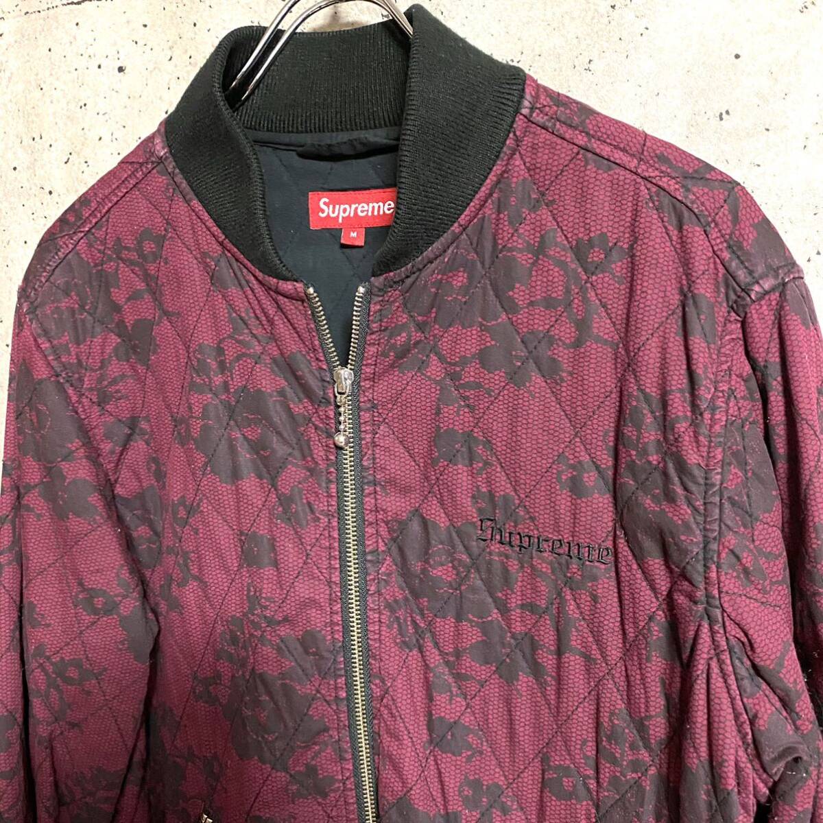 本物☆Supreme シュプリーム Quilted Lace Bomber Jacket キルティング コットン ボンバー ジャケット M ワイン ブラック 黒 MA1 花柄 MA-1