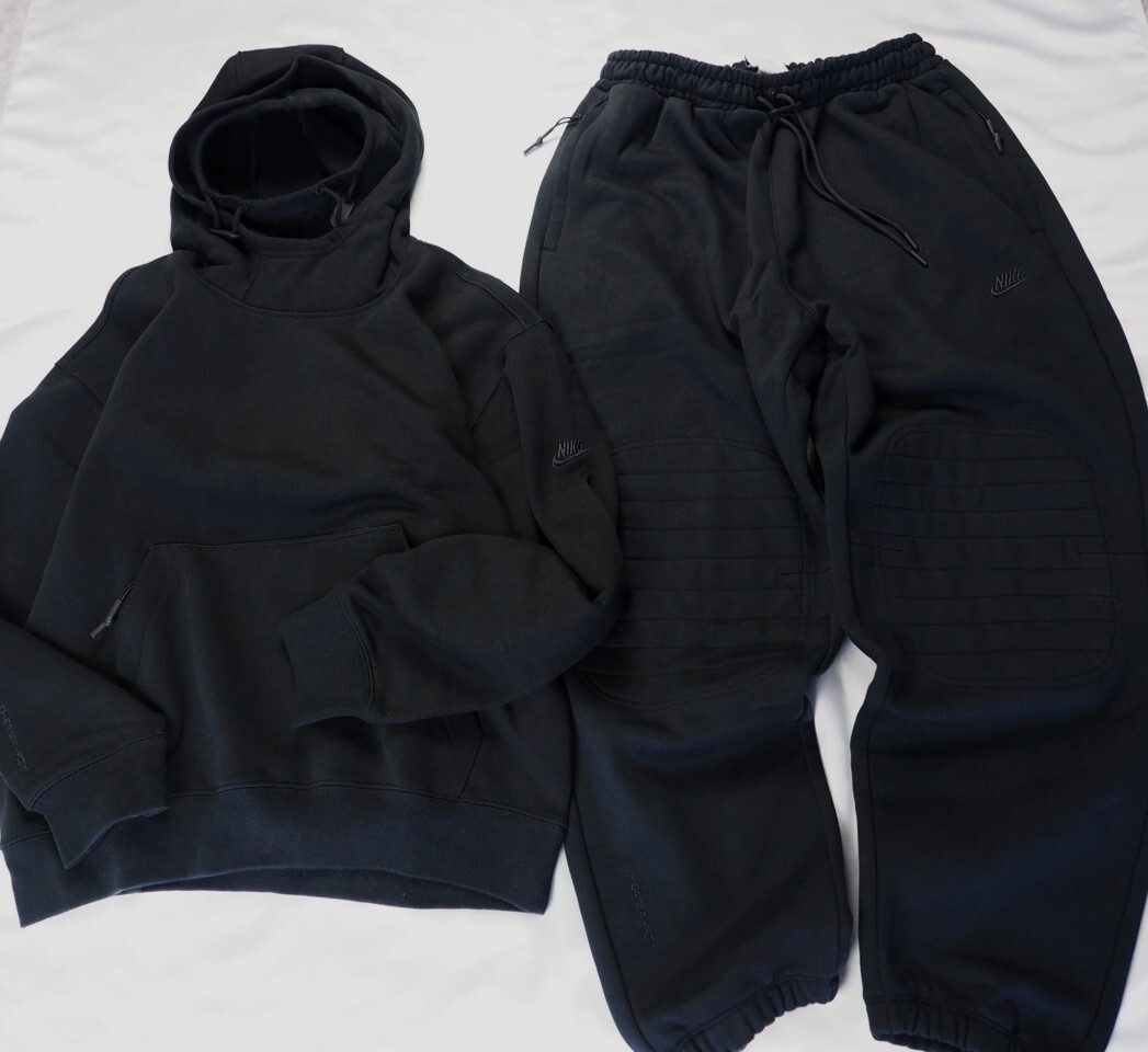 送料1040円～◆新品◆定価3万円◆NIKE◆ナイキ◆裏起毛◆Therma-FIT テック パック ウィンターライズドトップ＋パンツSET◆M