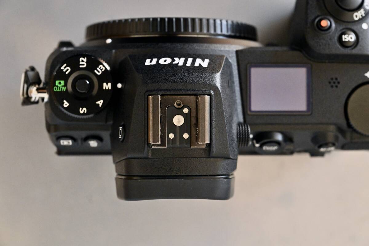 Nikon Z7ii ボディ美品 + 純正エクステンショングリップ + 純正ブラケットの画像6