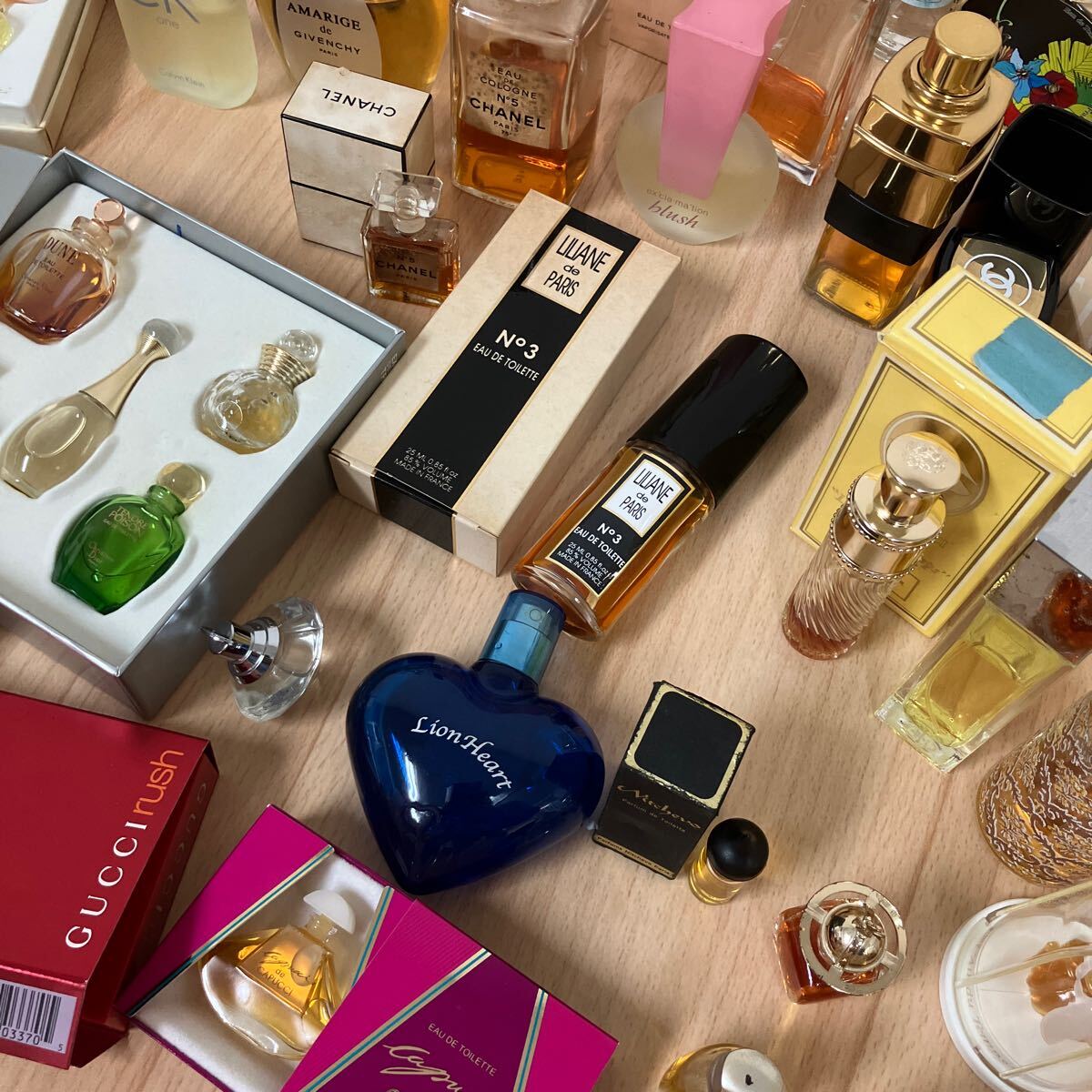 【E/H】ブランド香水 大量 まとめ CHANEL Dior ブルガリ GIVENCHY Gucci 等 まとめの画像7