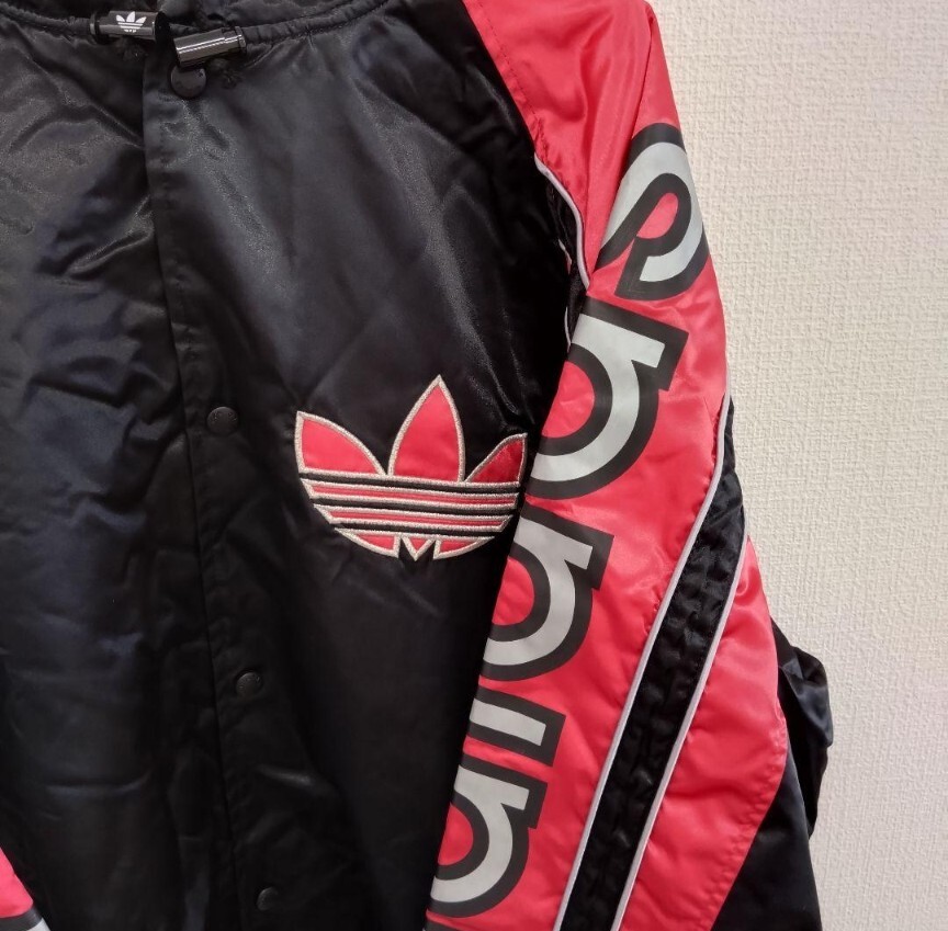 90's ヴィンテージ adidasデカロゴベンチコート 製造元デサント サイズМ 裏ボアの画像4