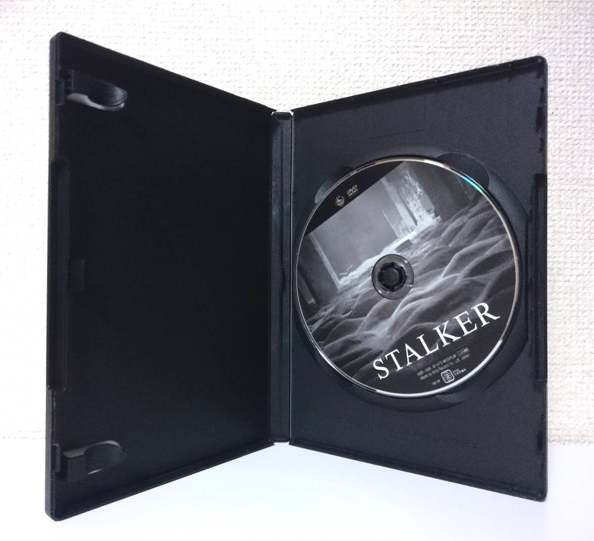 ストーカー / STALKER　国内版DVD レンタル使用品　1979年 アンドレイ・タルコフスキー　ストルガツキー兄弟　70年代 SF映画_画像3