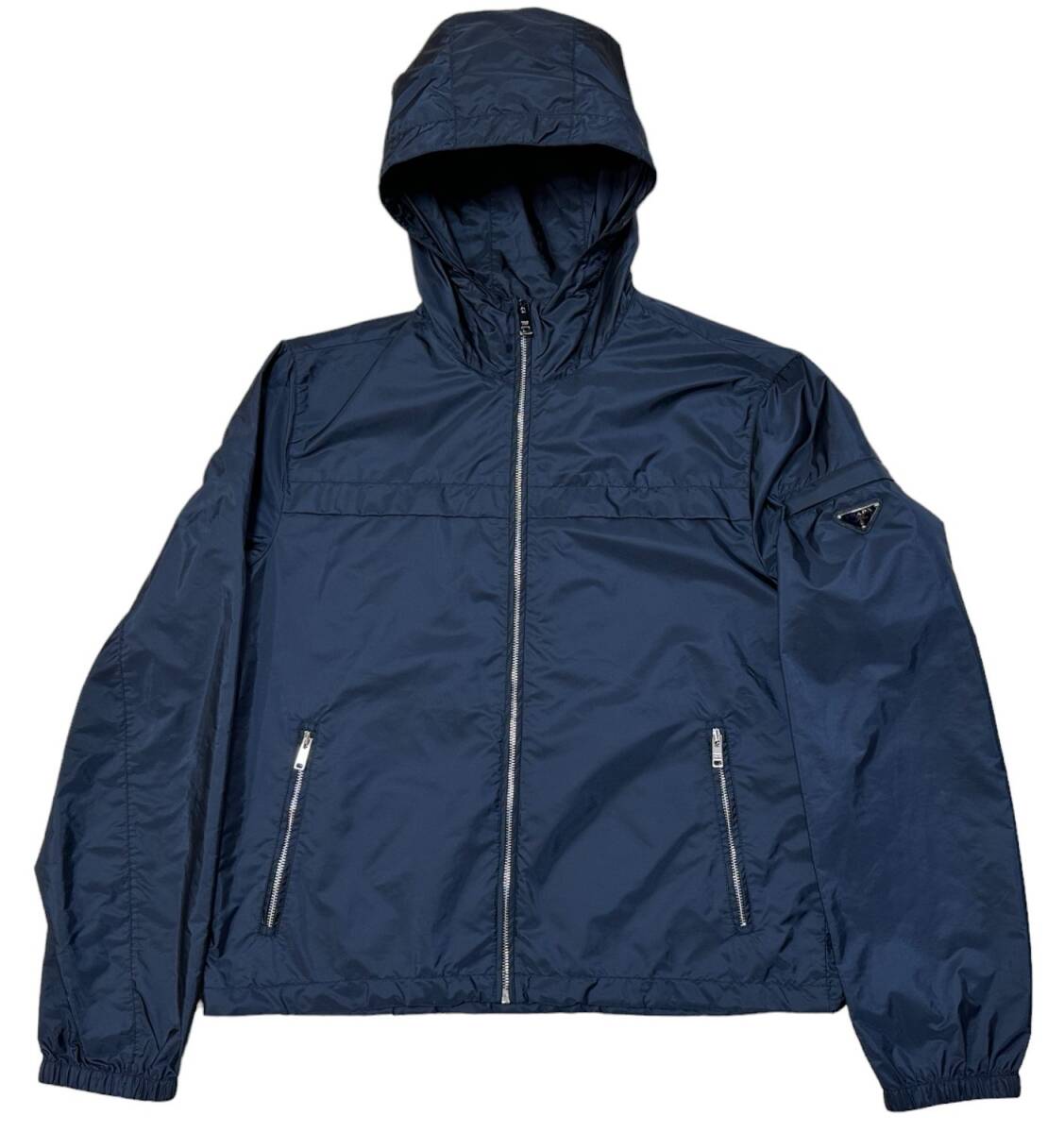 美品】PRADA プラダ【SGA466 R131 Q04】トライアングル ロゴ 美品】PRADA プラダ【SGA466 R131 Q04】トライアングル ロゴ