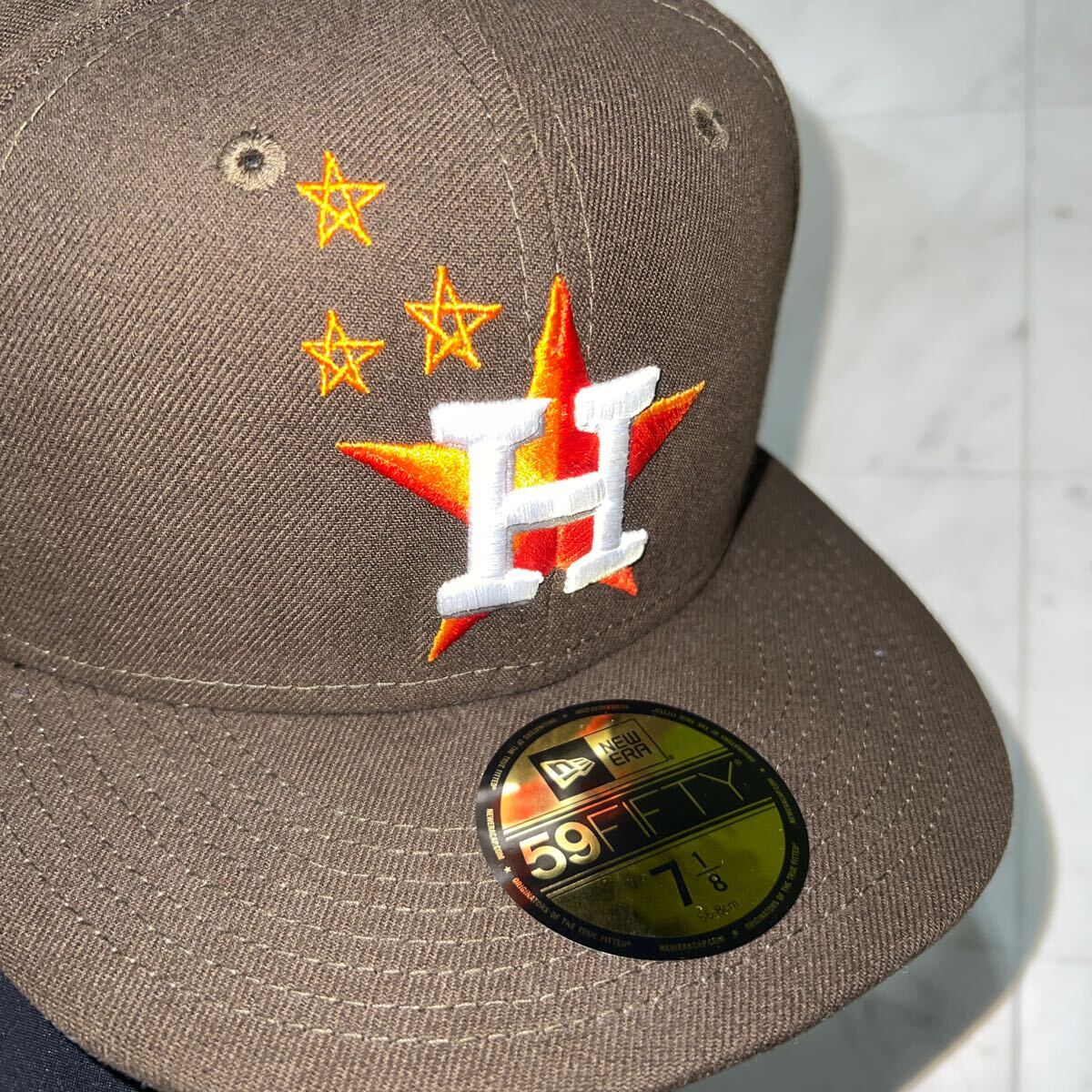 Yahoo!オークション - 【美品】NEW ERA ニューエラ × Travis Yahoo!オークション - 【美品】NEW ERA ニューエラ × Travis