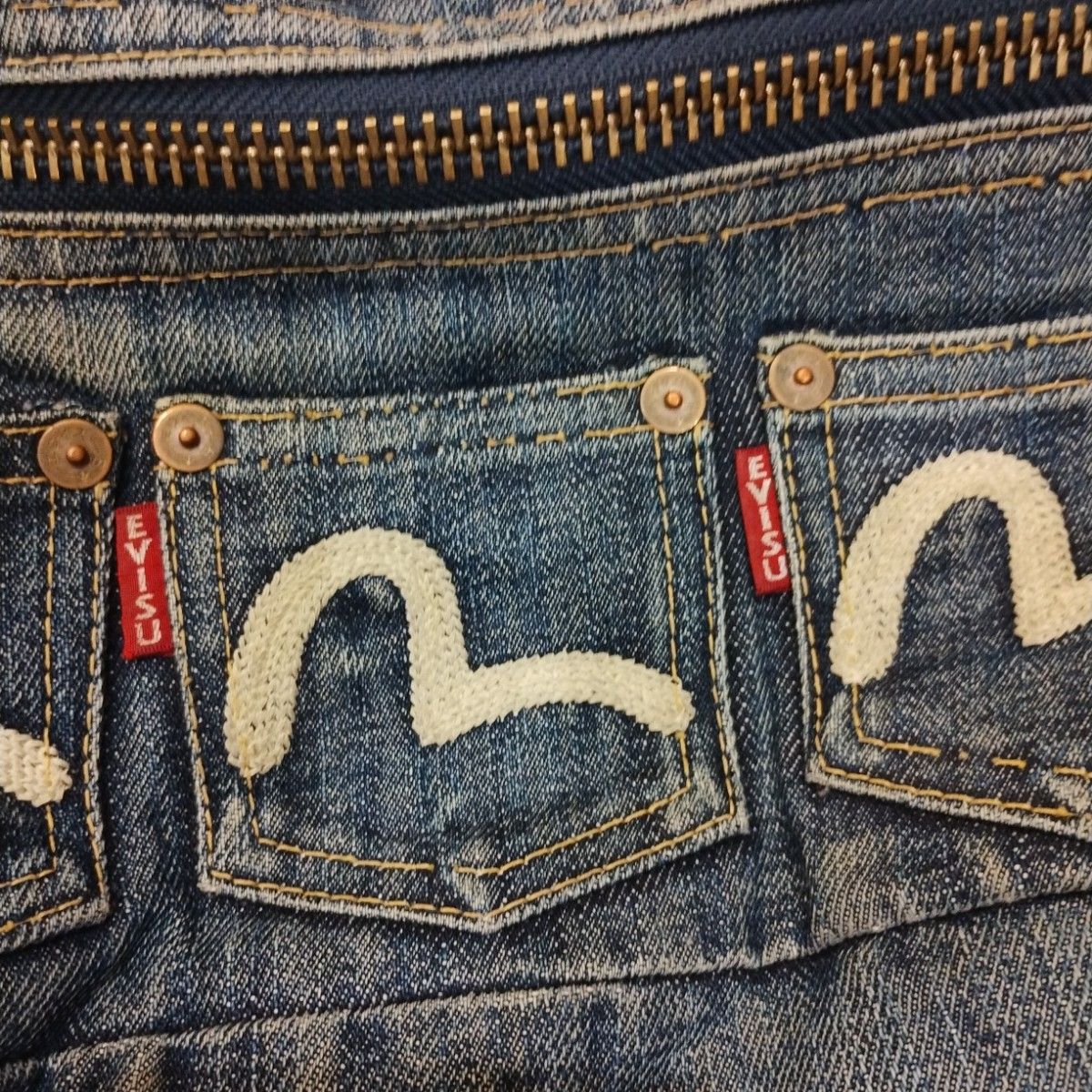 EVISU/エヴィス ボディバッグ メニーポケット オール刺繍・赤 EVISU/エヴィス ボディバッグ メニーポケット オール刺繍・赤