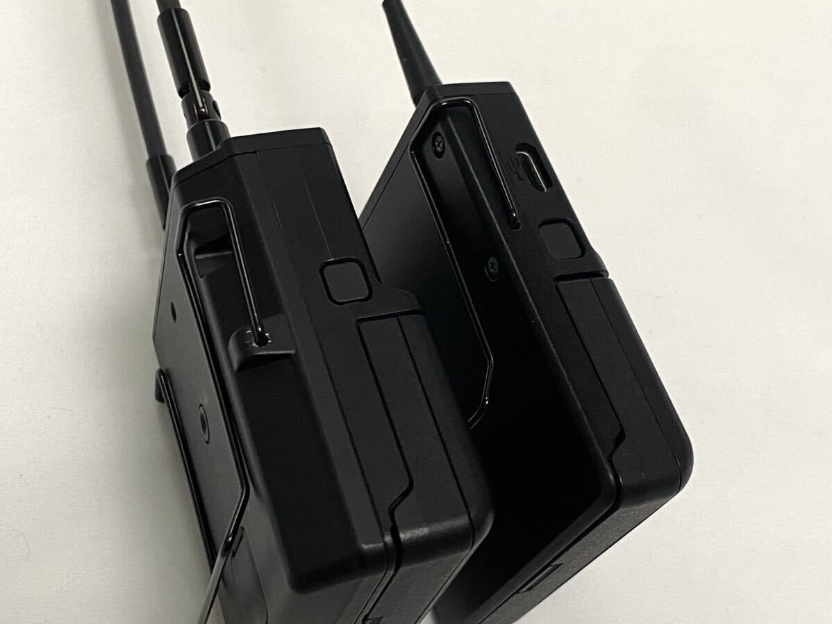 【美品】SONY UWP-D21 B帯　ワイヤレスマイク送受信機セット ピンマイク　無線　トランスミッター _画像3