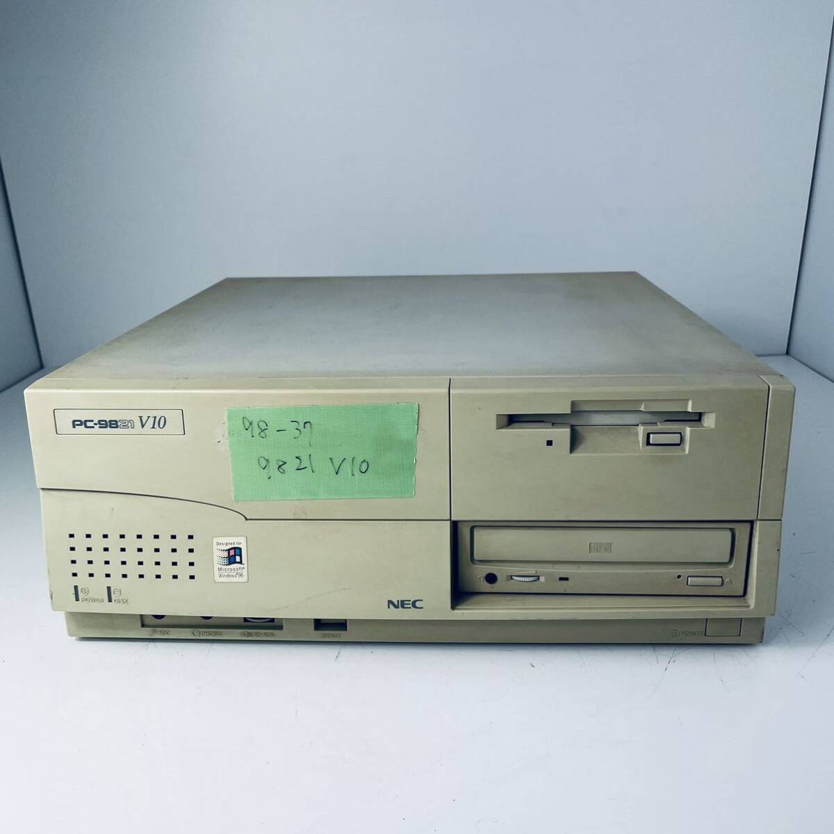 98-37 NEC PC-9821V10 HDD欠 Pentium 100Mhz RAM 640+? 電源入りますが画面出力されませんでしたの画像1