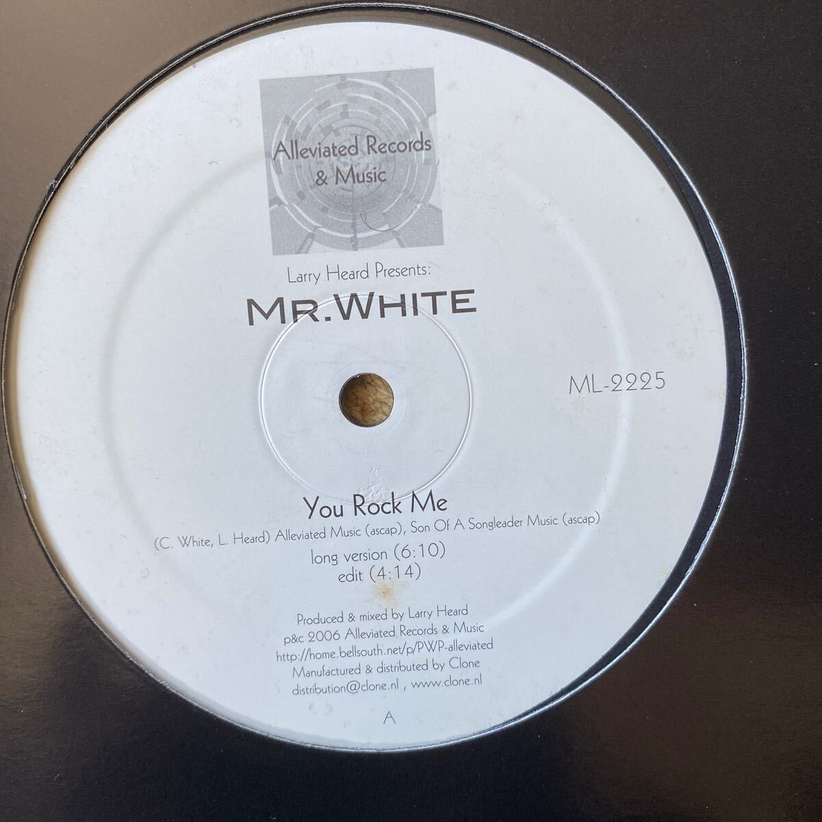 オリジナル rare Larry Heard Presents Mr.White / You Rock Me / Sun Can't Compare_画像2