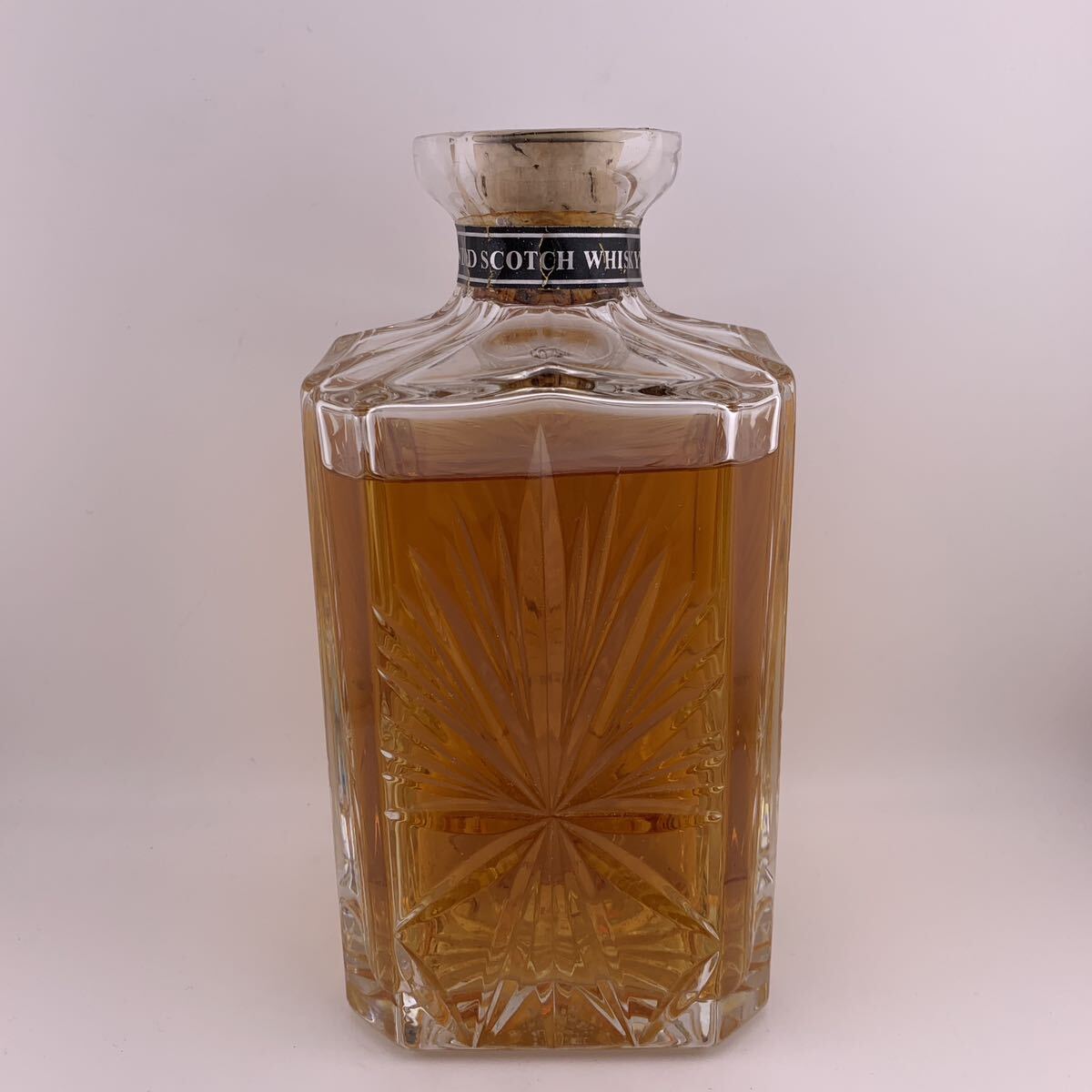 ★未開栓★ 古酒 Blended Scotch Whisky ウシュクベ クリスタル デキャンタ750ml 43% スコッチウイスキー 替栓付【S80962-546】_画像6