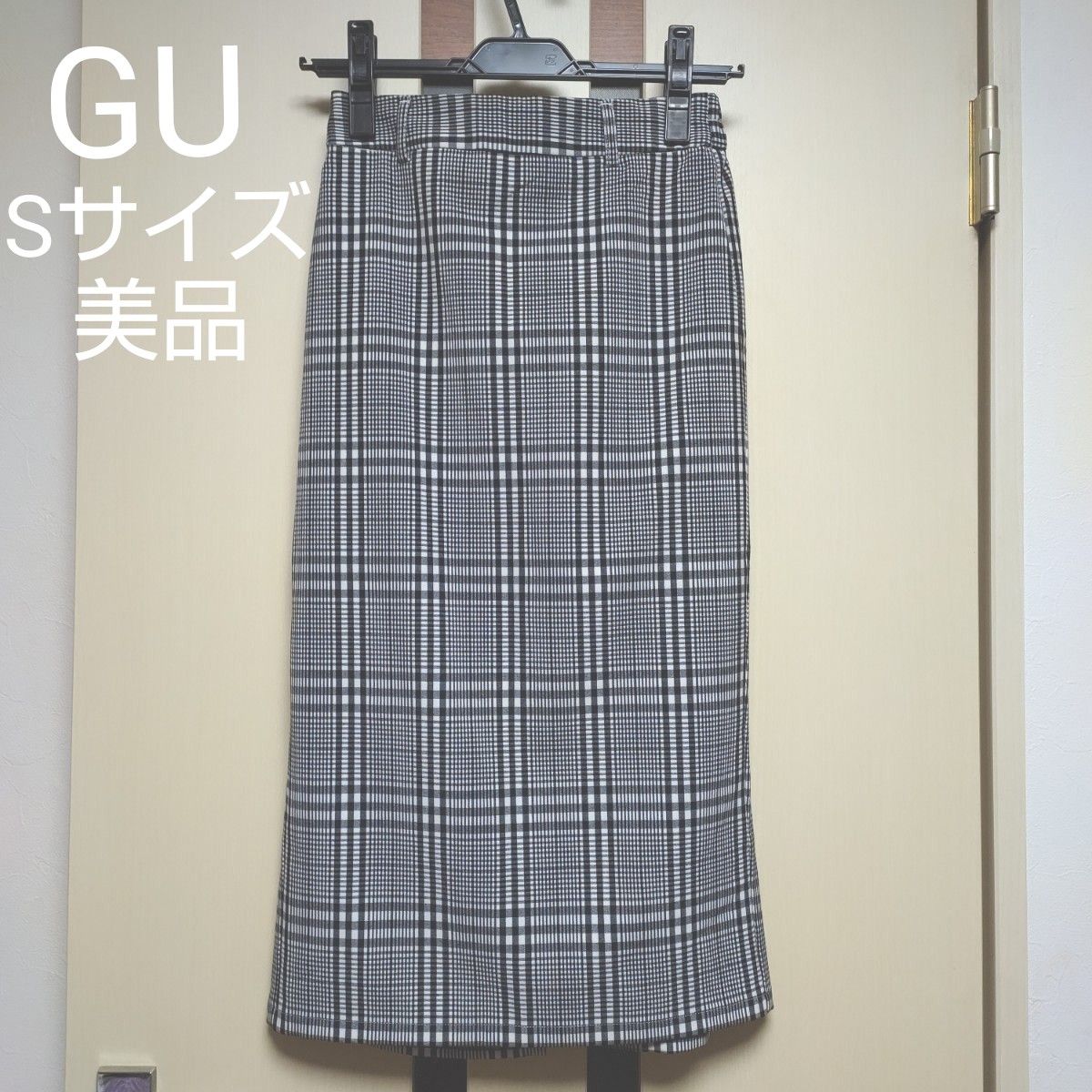 美品 GU チェック柄 ナロースカート