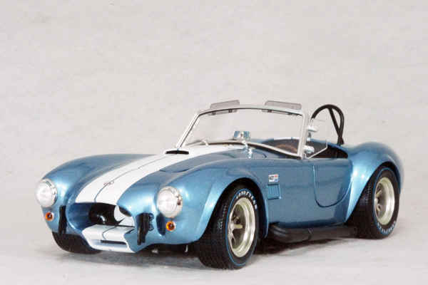 ● 1/18 シェルビー 〓　コブラ 427S/C サファイア ブルー 〓 SHELBY COBRA