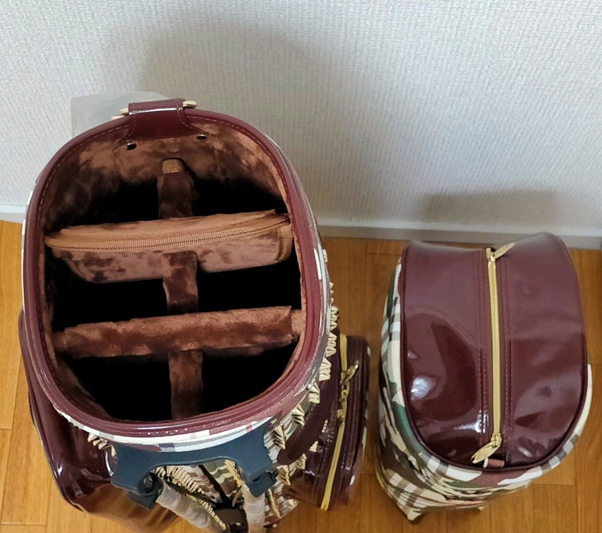 新品 ラッセルノ Russeluno スタッズ 迷彩柄 ゴルフ スタンド式 新品 ラッセルノ Russeluno スタッズ 迷彩柄 ゴルフ スタンド式
