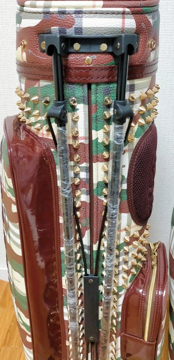 新品 ラッセルノ Russeluno スタッズ 迷彩柄 ゴルフ スタンド式 新品 ラッセルノ Russeluno スタッズ 迷彩柄 ゴルフ スタンド式