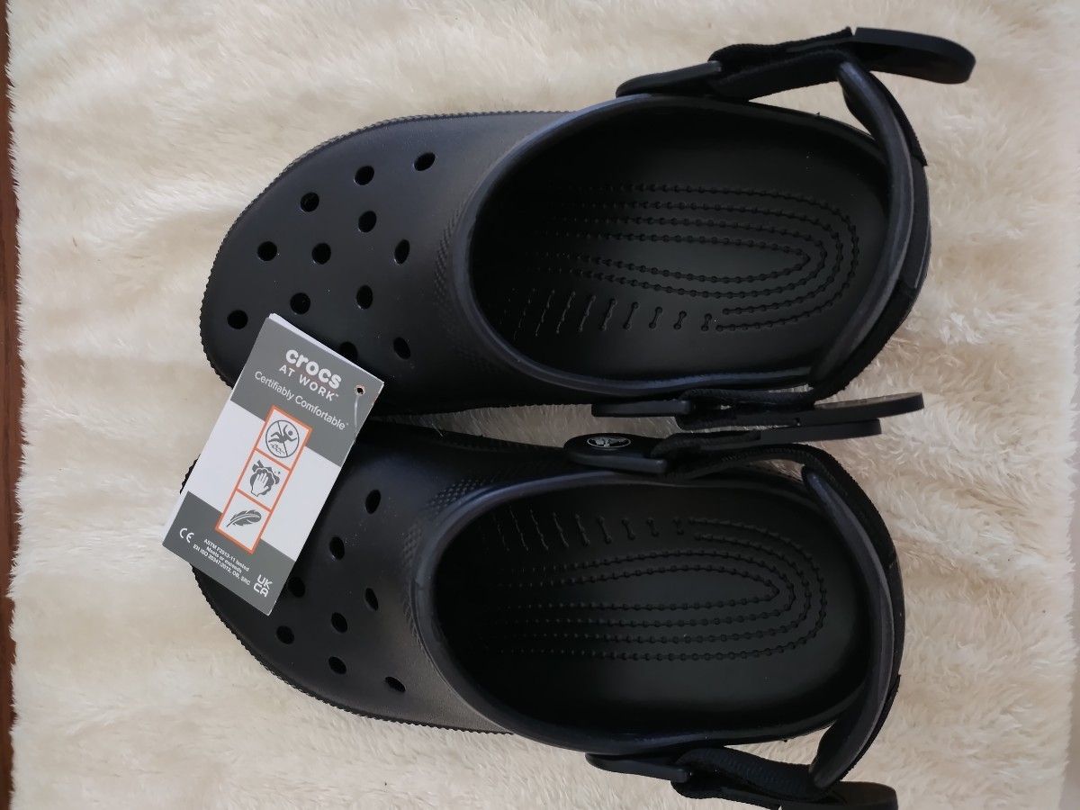 新品未使用【CROCS】クロックス クラシッククロックブラック サンダル　22cm　防滑　厨房