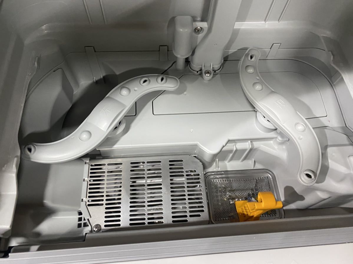 ▲2-55【動作品 】Panasonic 食器洗浄機 NP-TCM4-W 2021年製 家電 皿乾燥 食洗器 キッチン_画像10