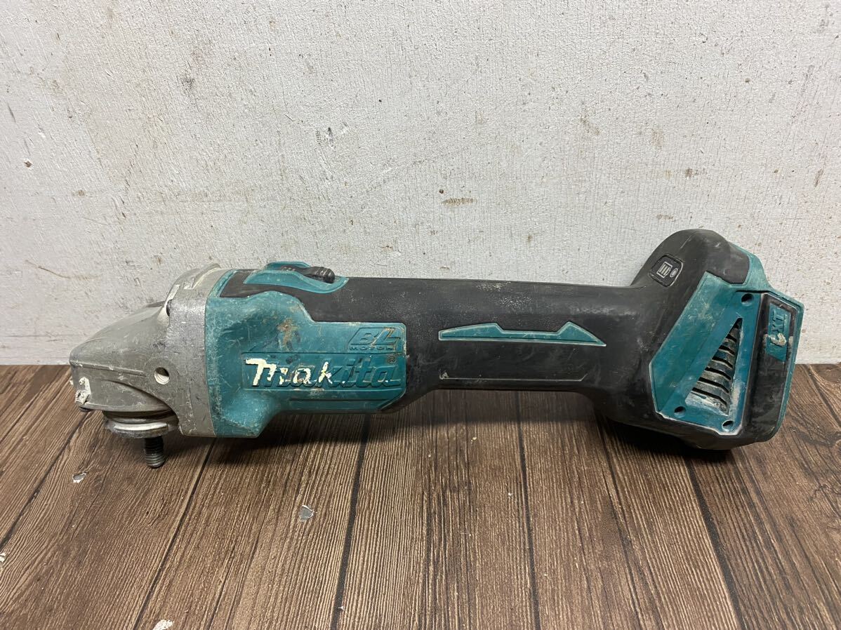 makita GA404D充電式ディスクグラインダ 18V _画像2