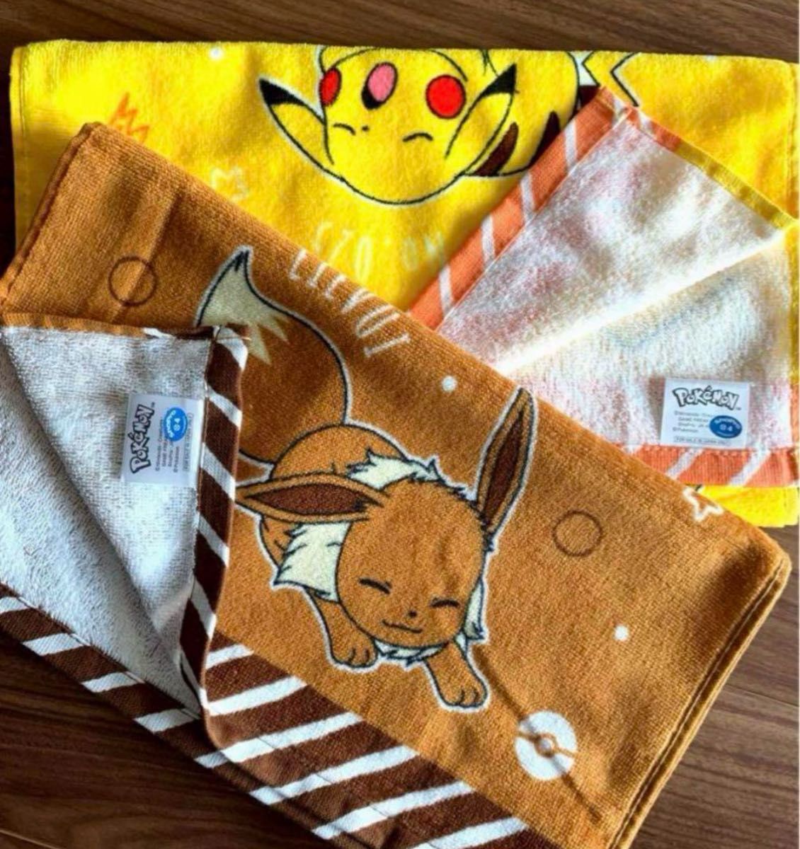 ポケモン　フェイスタオル　ピカチュウ　イーブイ　新品未使用　綿100％