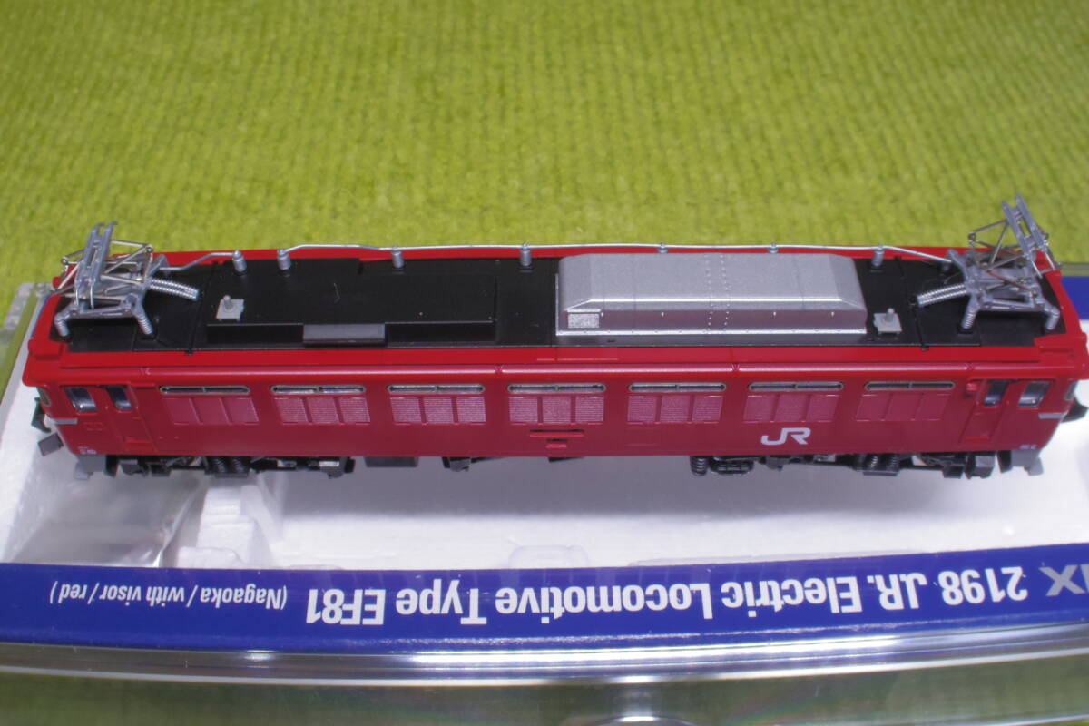 トミックス　2198　JR　EF81形電気機関車（長岡運転所・ヒサシ付・東日本色）　　限定品　　_画像8