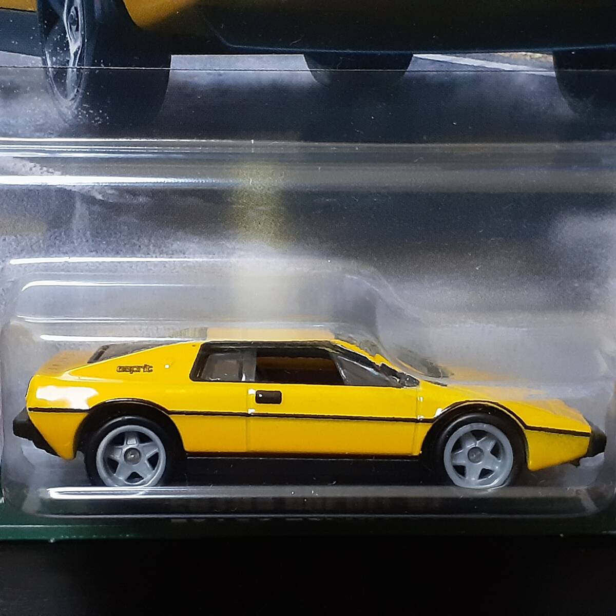 HOT WHeeLs LOTUS ESPRIT S1 黄 ロータス ミニカー BRITISH HORSE METAL / METAL RealRiders リアルライダー スーパーカー ホットウィール_画像2