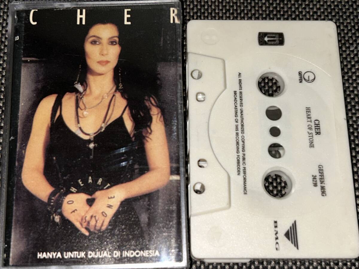 Cher / Heart Of Stone 輸入カセットテープの画像1