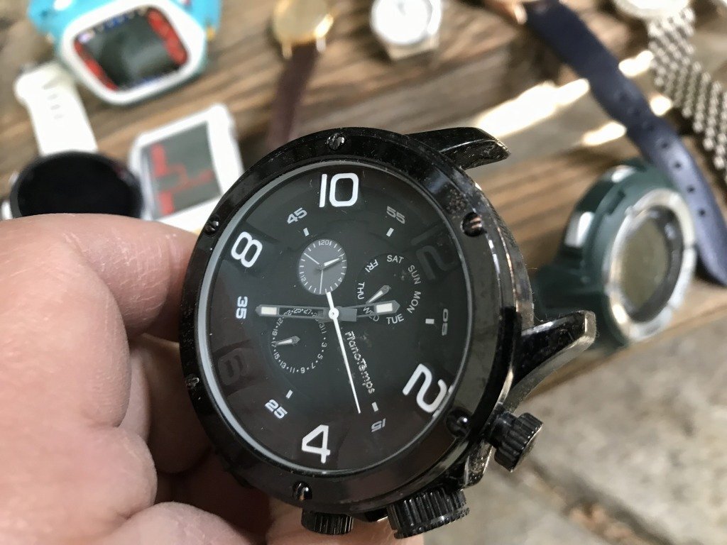 ★　【ジャンク品　現状渡し】　まとめて　腕時計　watch　時計　GARMIN　ガーミン　DIESEL　ディーゼル　gavarnie　ELNARD　ICE　geneva_画像5