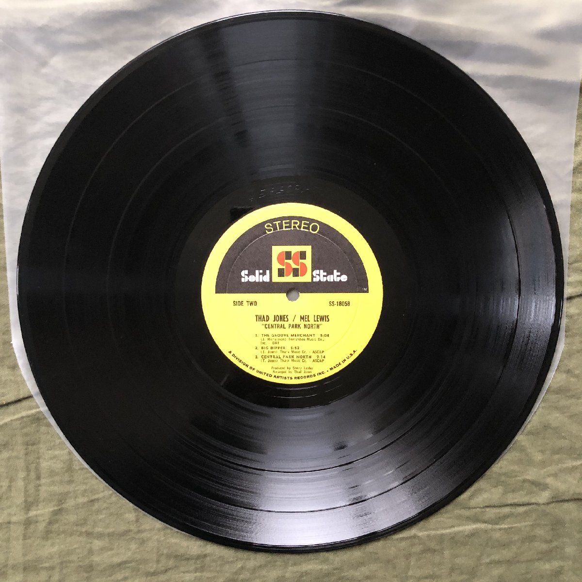 原信夫Collection 傷なし美盤 良ジャケ 1969年 米国 本国オリジナルリリース盤 Thad Jones / Mel Lewis LPレコード Central Park North_画像9