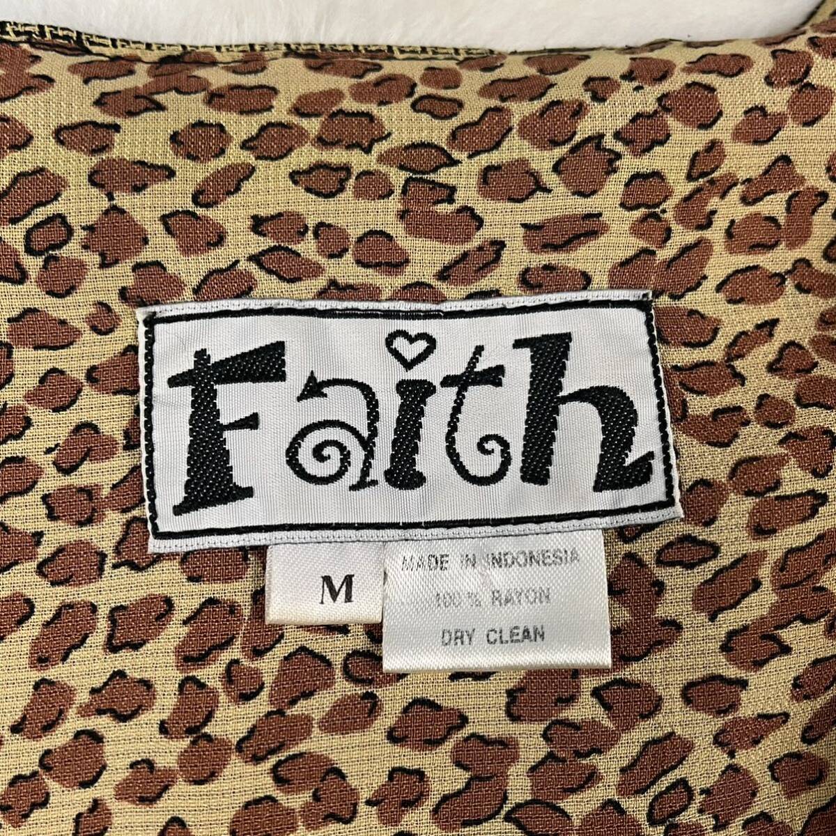 Faith フェイス Vネックカーディガン レトロカーディガン ハンドメイド風 クレイジーパターン つぎはぎ 婦人服 羽織り Mサイズ_画像4