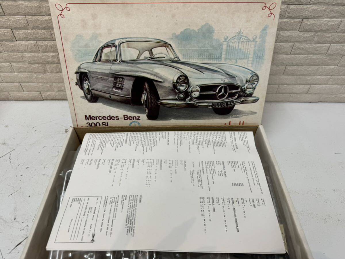 三158☆【未組立】Heller エレール 1/24 スケール メルセデスベンツ 300SL プラモデル Mercedes Benz Made in France 自動車 レトロ 玩具☆_画像6