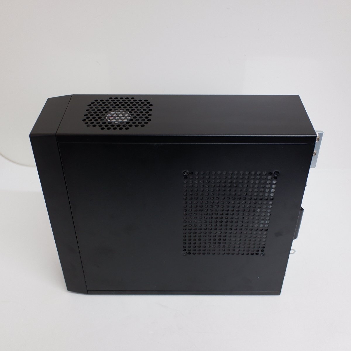 【ジャンク扱い】MOUSE PRO マウス Mini-ITX ケース 300W 電源ユニット 光学ドライブ DVD-RW スリムタワー_画像4