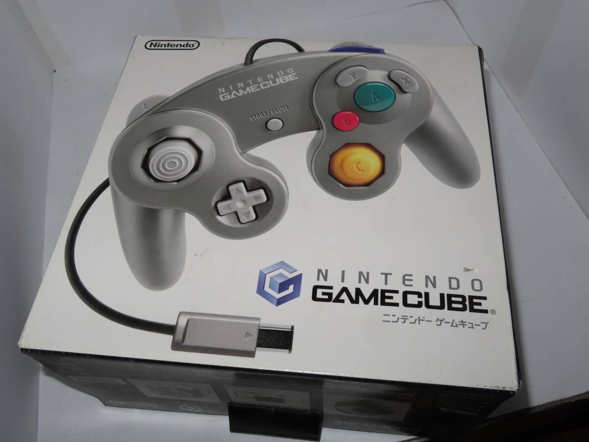 未使用品 Nintendo任天堂 ニンテンドーゲームキューブ GameCube DOL-001シルバー