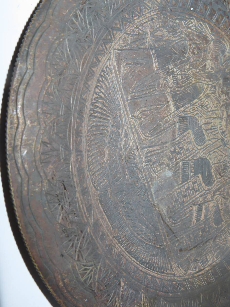  エジプト 銀製？ ホールマーク刻印 レリーフ皿 190ｇ 古代エジプト模様 銀皿 シルバーメッキ？ 飾り皿 平皿 の画像2