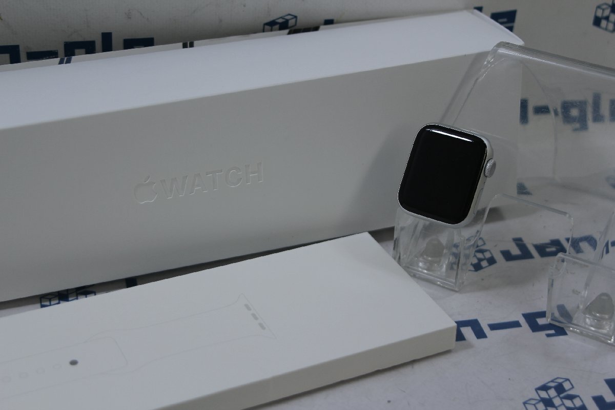 関西発送 Apple Apple Watch Series 5 40mm 32GB GPSモデル MWV62J/A 格安1円スタート□Apple社のスマートウォッチシリーズ！ J488006 Oの画像1