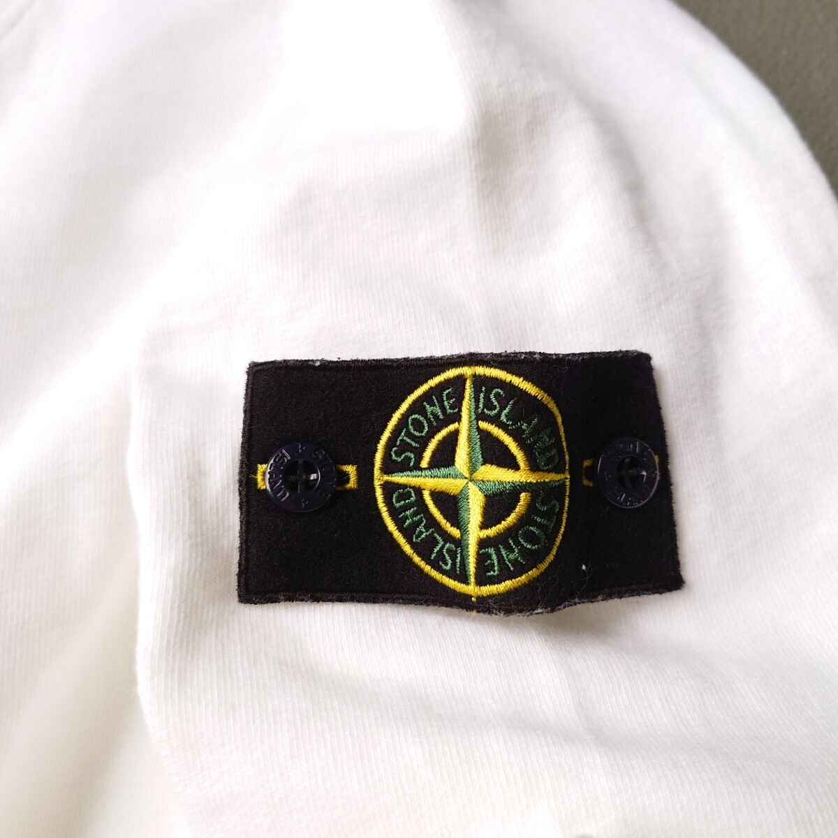 【美品】ストーンアイランド クルースウェット イタリア製 Ｌサイズ ホワイト メンズ Stone Island Crew Sweat C.P Company C.E Acronym _画像5