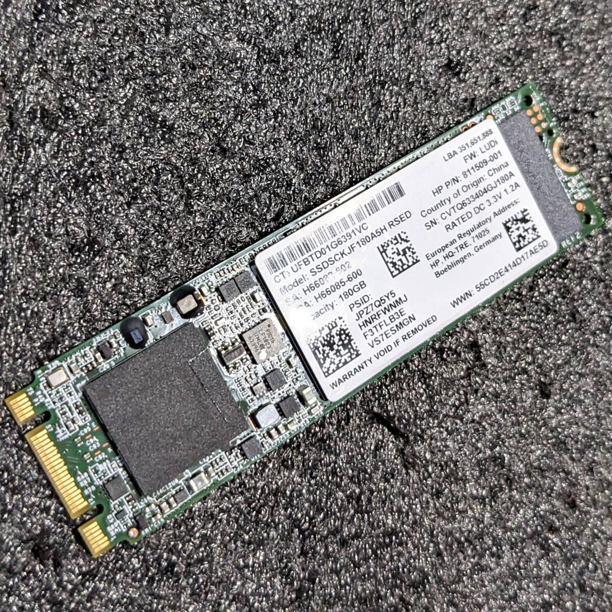 【中古】Intel SSD 180GB SSDSCKJF180A5H REF [M.2 2280 SATA MLC 健康状態88%]