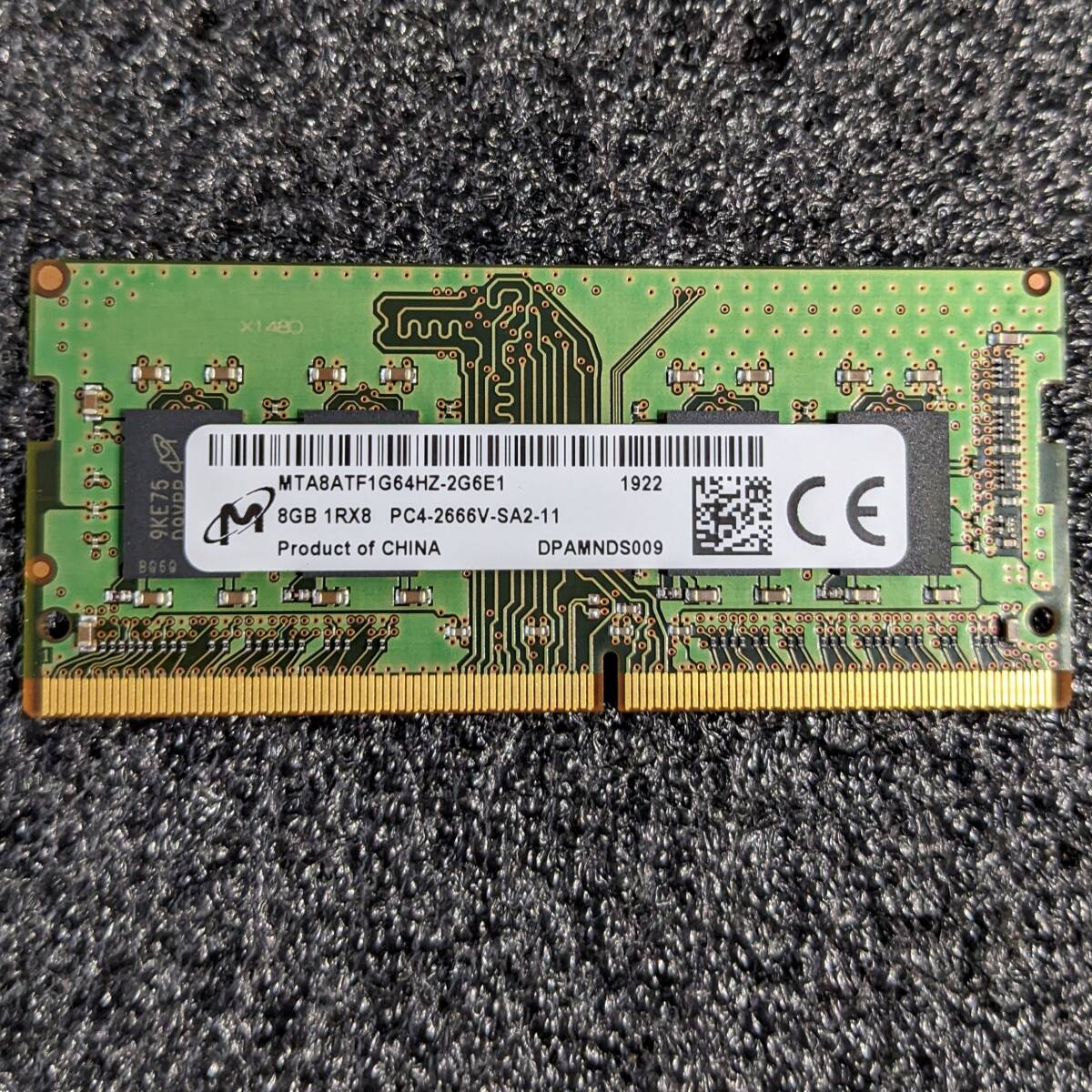 【中古】DDR4 SODIMM 8GB1枚 Crucial CT8G4SFS8266.8FE1 [DDR4-2666 PC4-21300]_画像3