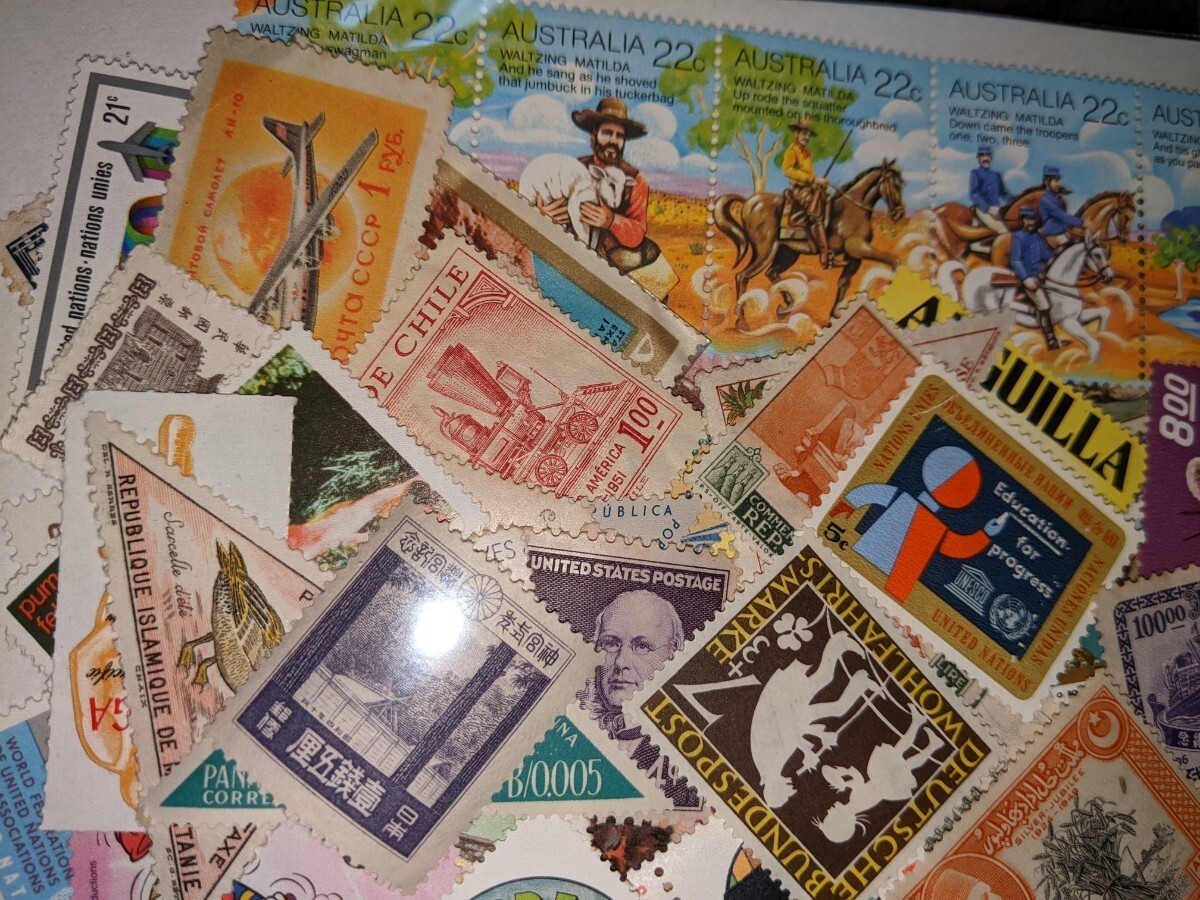 未使用　世界の切手　200枚以上_画像5