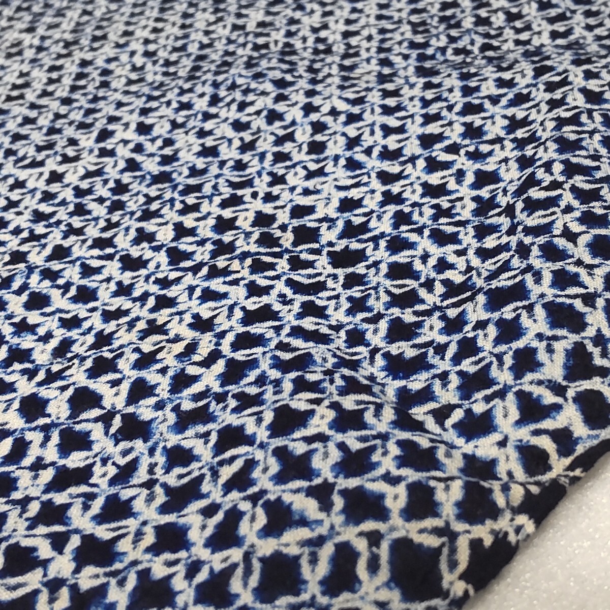 【時代布】有松絞り 絞り 藍染め 木綿 約850cm 反物 生地 古布 古裂 アンティーク リメイク素材 A-684_画像7