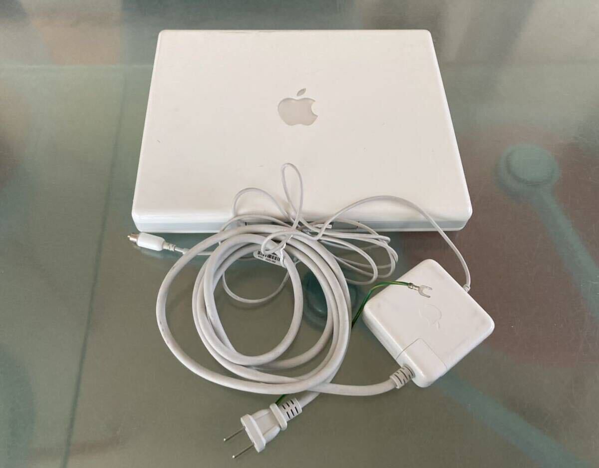 Apple iBook G4 14.1インチ_画像1