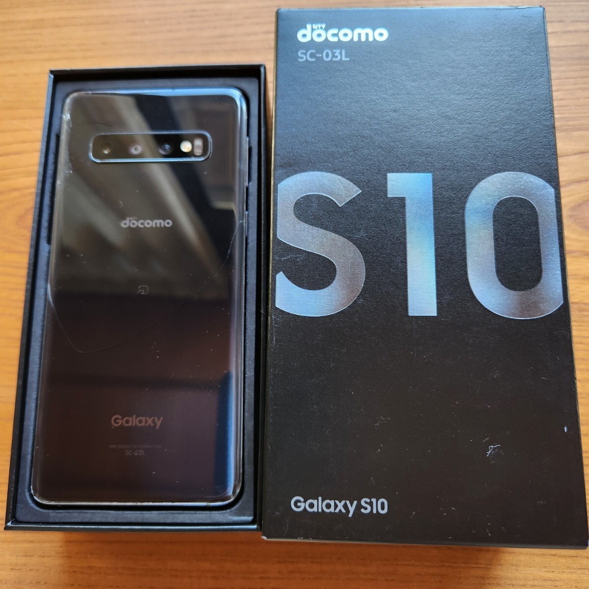 Galaxy S10 Prism Black 128 GB docomo ドコモ SC-03L ブラック SIMロック解除済 samsung スマホ_画像1