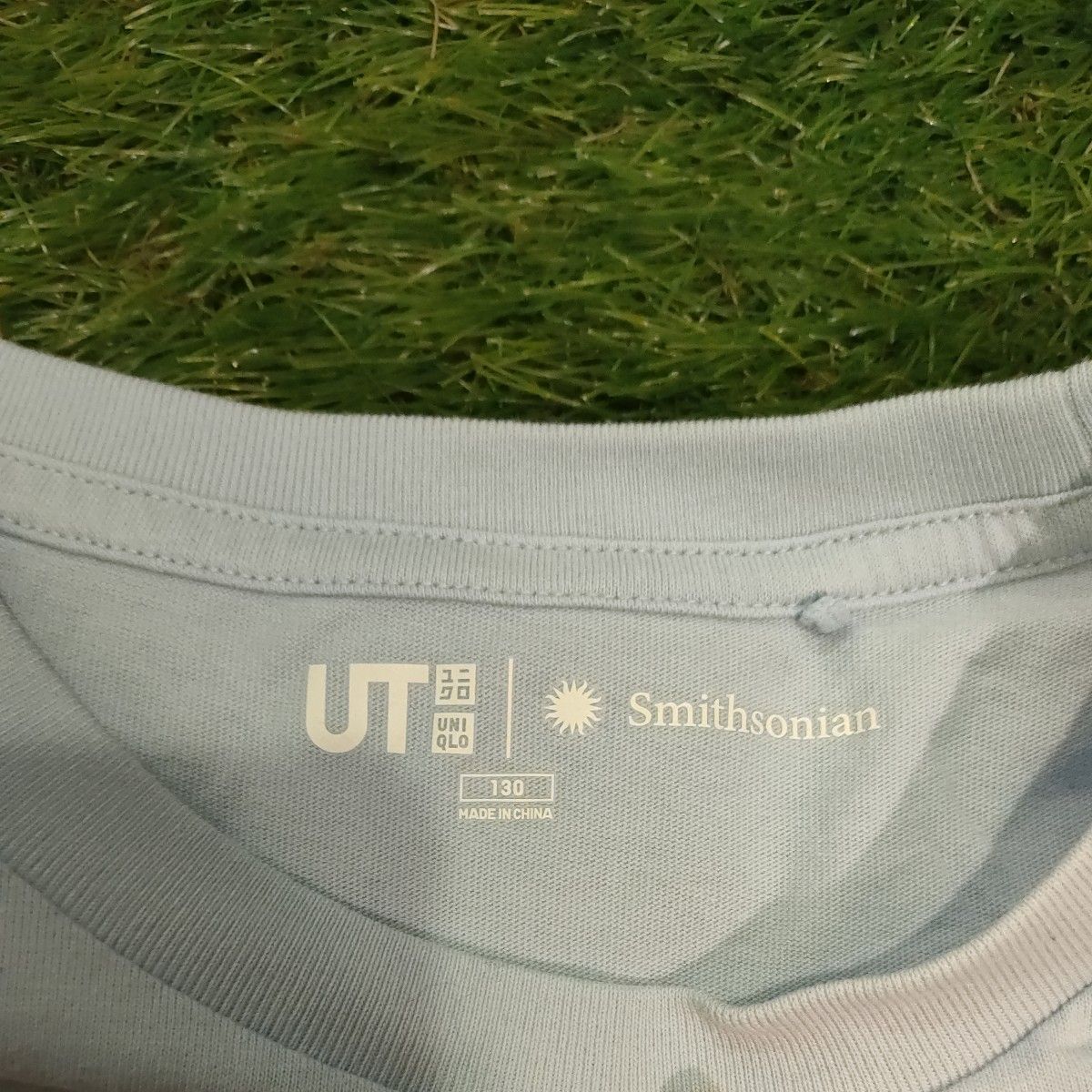 【未使用】UNIQLOユニクロ 130 Tシャツ　水色　ライトブルー T-SHIRT　Smithsonian