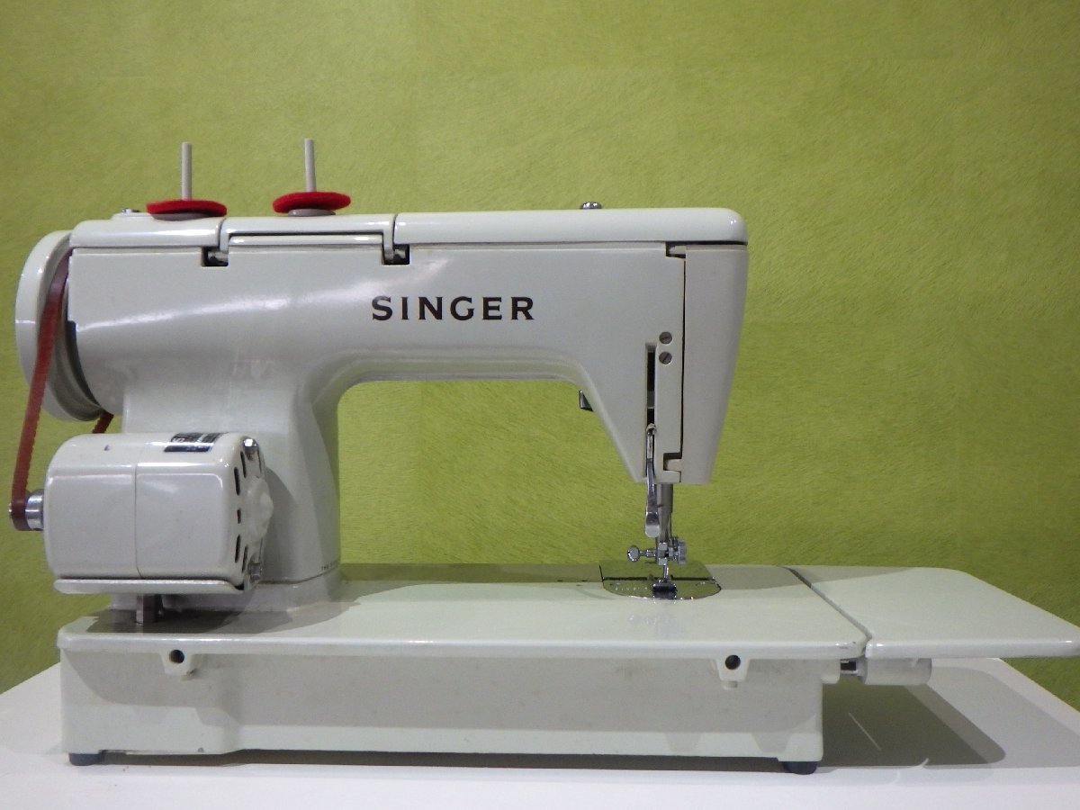 [ junk ] singer sewing machine SINGER J-A8 Showa Retro antique used Nagano prefecture * pickup possible *