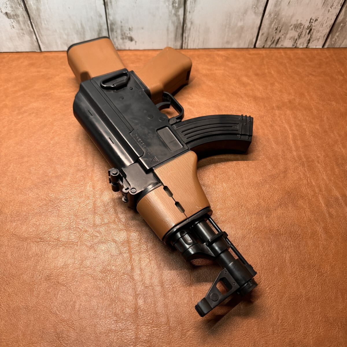 東京マルイ ミニ電動ガン AK47 MINI 【電池カバー、ロックパーツなし】の画像1