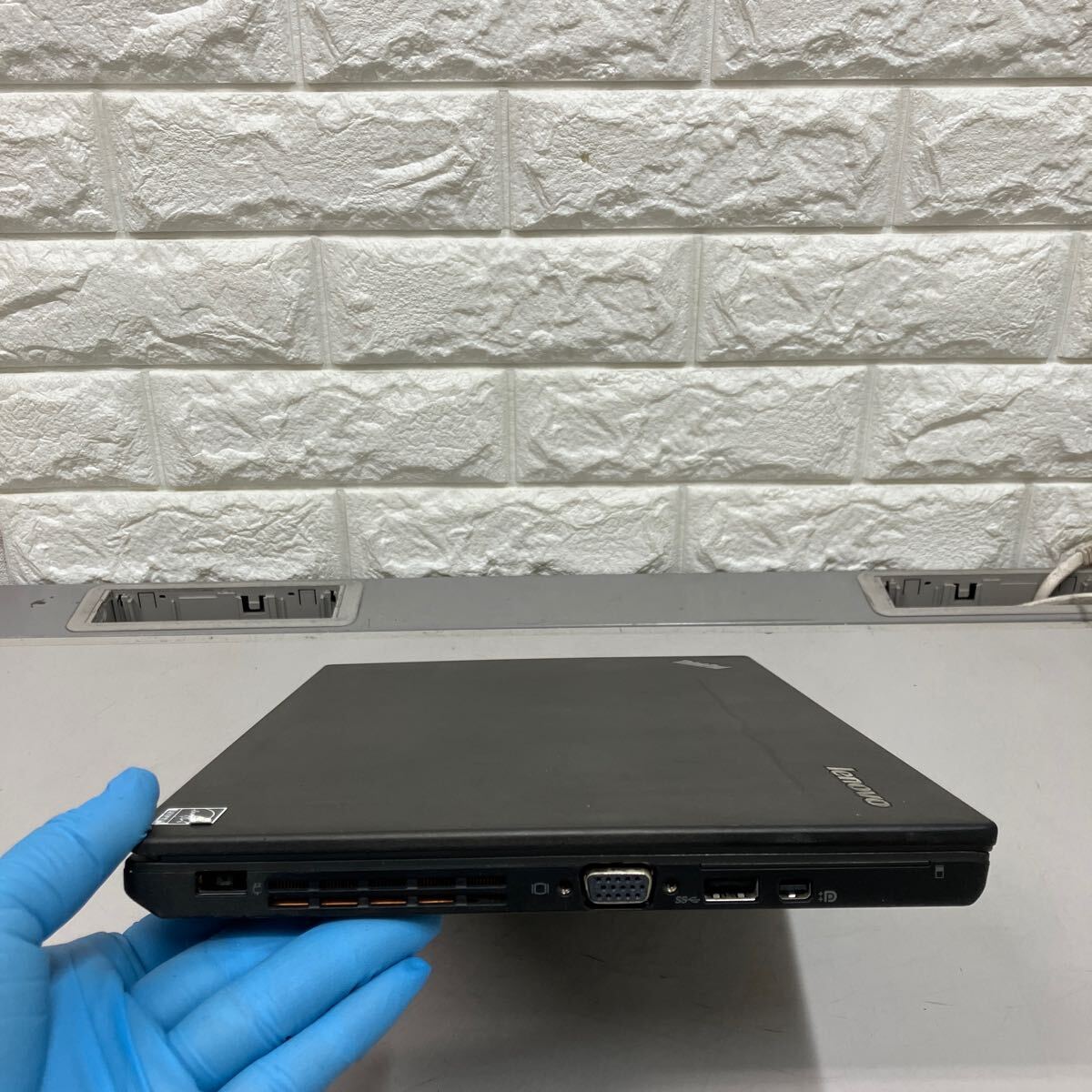 W102 Lenovo ThinkPad X240 Core i3 4010U メモリ 4GB _画像4