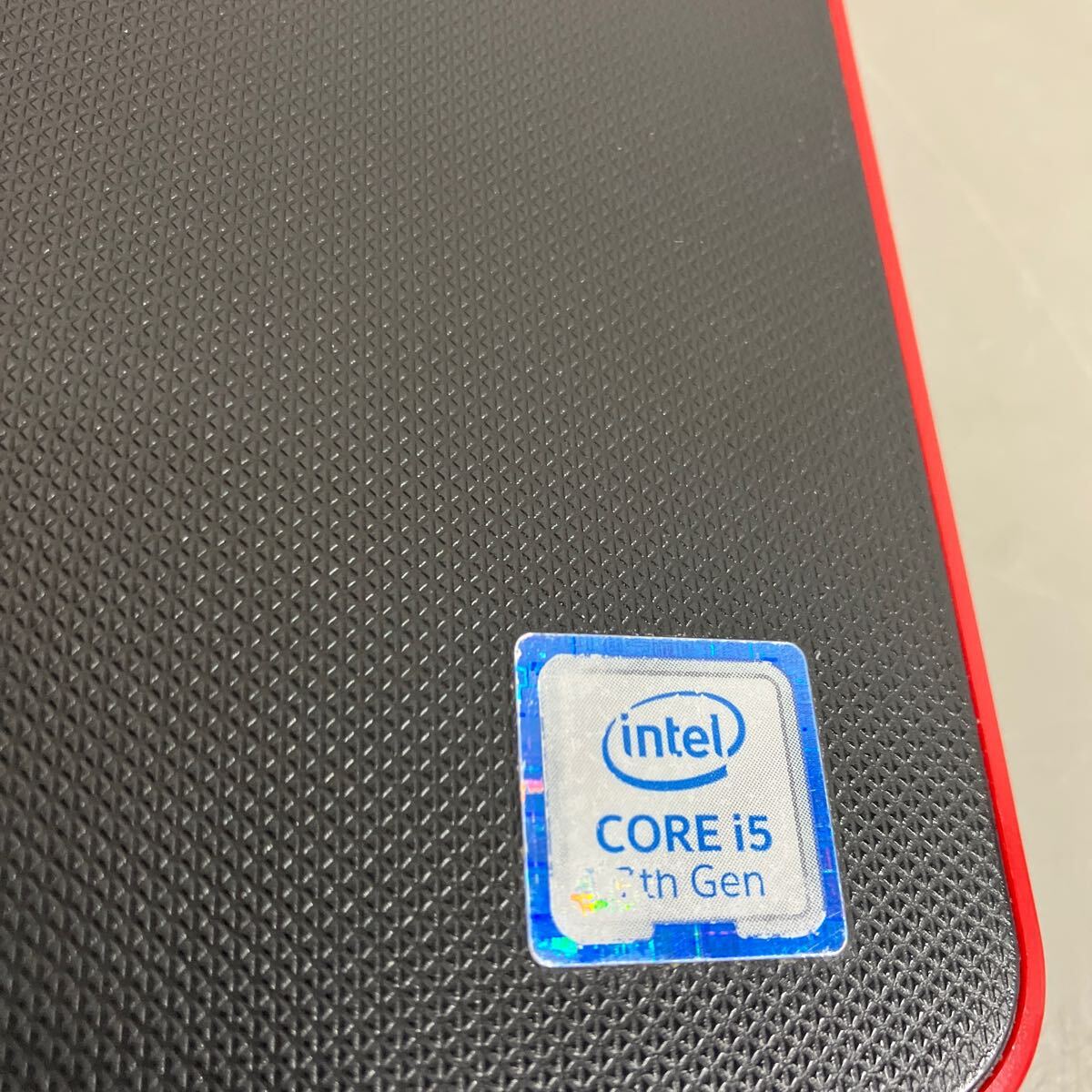 B113 DELL Vostro 15-3568 P63F Core i5 7200U メモリ 8GB ジャンク の画像7