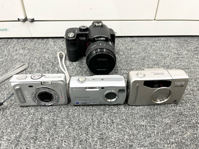 IYS66286 カメラ ビデオカメラ まとめ 計7点 100円～ HITACHI SHARP SONY PANASONIC FUJIFILM 動作未確認 ジャンク品 同梱不可の画像8