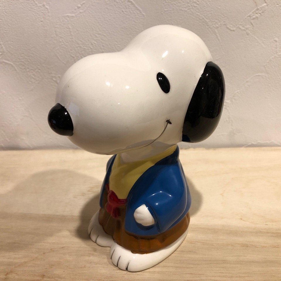 和服　貯金箱　スヌーピー　Snoopy　ピーナッツ　雑貨　陶器　置物　インテリア ファンシー　管理番号001_画像1