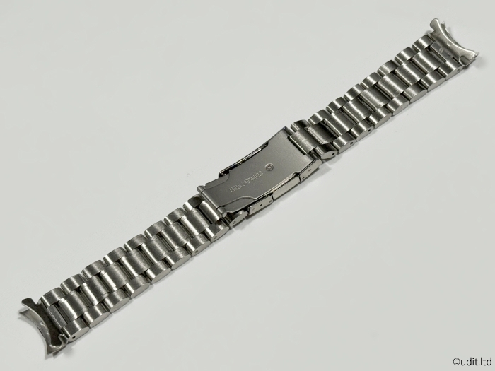 ラグ幅:20ｍｍ メタルブレス 腕時計用ベルト ステンレス ブレスレット バンド 【OMEGA オメガ対応 シーマスター等に】_裏面のデザインです。