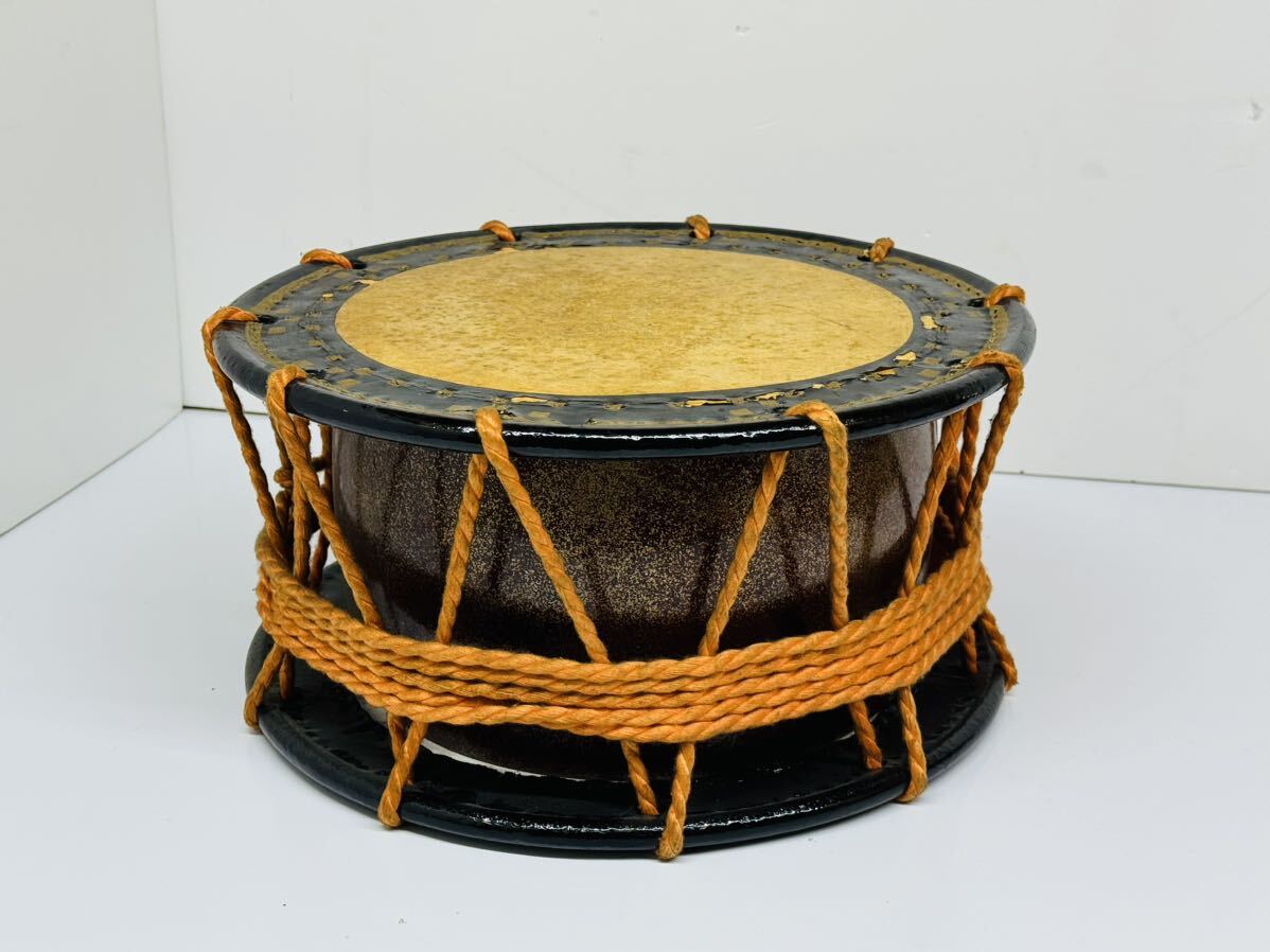 ☆締め太鼓 締太鼓 約幅34.5㎝ 木製台・バチ付き 和太鼓 和楽器 音出し ☆締め太鼓 締太鼓 約幅34.5㎝ 木製台・バチ付き 和太鼓 和楽器 音出し