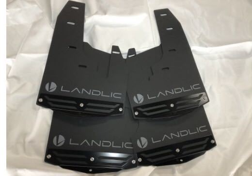 【LANDLIC JAPAN】デリカD:5☆後期車用☆マッドフラップ （ブラック）☆LANDLIC JAPAN☆匿名配送！☆ランドリックジャパン☆